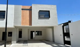 Foto de inmueble en C. 24 #160, Col. Vista Hermosa C.P. 25010, Saltillo