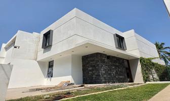 Foto de inmueble en Av. Carrizales, Col. Club Santiago C.P. 28868, Manzanillo