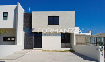 Foto de inmueble en C. Circuito Arrubal #26, Punto Rioja, Colima, Col. El Mirador de Colima C.P. 28047, Colima