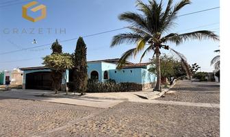 Foto de inmueble en , Col. Higueras del Espinal C.P. 28984, Villa de Álvarez