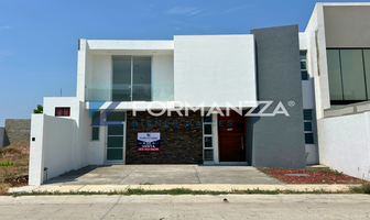 Foto de inmueble en Castilla 136, La Herradura Residencial, Colima, Col. La Capacha C.P. 28613, Colima