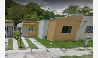 Foto de inmueble en de las higueras #706, Col. Las Fuentes C.P. 28078, Colima