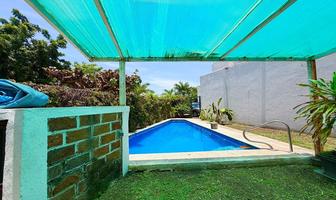 Foto de inmueble en Lapizlazu, Col. Paraiso Salahua C.P. 28869, Manzanillo