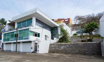 Foto de inmueble en La Luna, Col. Península de Santiago C.P. 28867, Manzanillo
