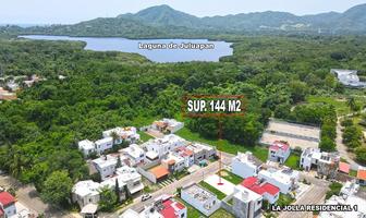 Foto de inmueble en Delfin, Col. Real del Country C.P. 28868, Manzanillo
