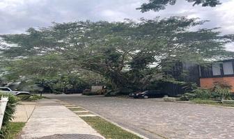 Foto de inmueble en Av. Venustiano Carranza, Col. Residencial Esmeralda Norte C.P. 28017, Colima