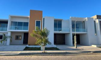 Foto de inmueble en Av. de los pelicanos, Col. Soleares C.P. 28219, Manzanillo