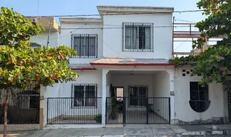 Foto de inmueble en Baja California #156, Col. Vicente Guerrero C.P. 28048, Colima