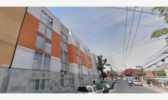 Foto de inmueble en CALLE 6 #104, Col. Agrícola Pantitlan C.P. 08100, Iztacalco