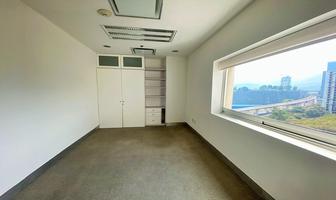 Foto de inmueble en Juan Salvador Agraz, Col. Bosques de las Lomas C.P. 05120, Cuajimalpa de Morelos