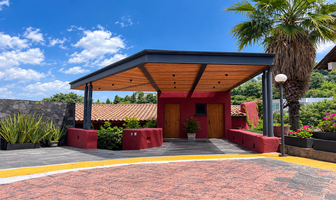Foto de inmueble en Paseo de los Laureles, Col. Bosques de las Lomas C.P. 05120, Cuajimalpa de Morelos