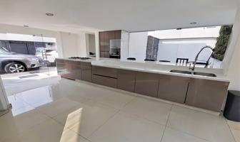 Foto de inmueble en Paseo de los Laureles, Col. Bosques de las Lomas C.P. 05120, Cuajimalpa de Morelos