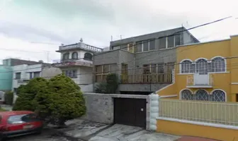 Foto de inmueble en SUR 71 #339, Col. Justo Sierra C.P. 09460, Iztapalapa