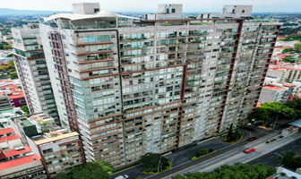 Foto de inmueble en Av. cuauhtemoc, Col. Letrán Valle C.P. 03650, Benito Juárez