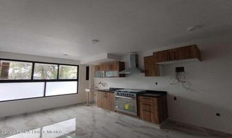 Foto de inmueble en Calle San Pascasio  #1, Col. Pedregal de Santa Ursula C.P. 04600, Coyoacán