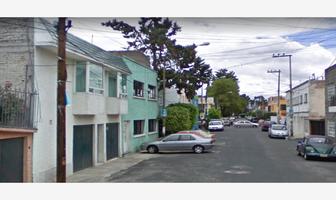 Foto de inmueble en Libra #137, Col. Prado Churubusco C.P. 04230, Coyoacán