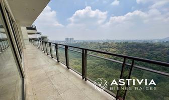 Foto de inmueble en Av. de los Poetas, Col. Santa Fe Cuajimalpa C.P. 05348, Cuajimalpa de Morelos