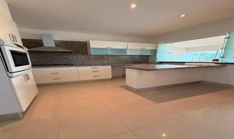 Foto de inmueble en Avenida Santa Fe, Col. Santa Fe Cuajimalpa C.P. 05348, Cuajimalpa de Morelos