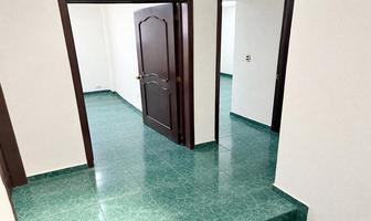Foto de inmueble en 2a. de Pioquinto, Col. Unidad Vicente Guerrero C.P. 09200, Iztapalapa