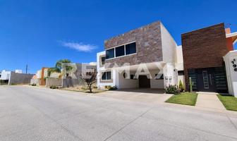 Foto de inmueble en Circuito del Roble Rojo, Col. El Roble Residencial C.P. 34193, Durango