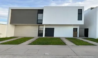 Foto de inmueble en Cerrada los Pinos, Col. Los Cedros C.P. 35049, Gómez Palacio