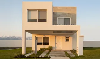 Foto de inmueble en Blvd. José María Morelos, esquina con Blvd. El Saucillo #25, Col. Cordillera C.P. 37669, León