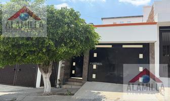 Foto de inmueble en La Condesa Casa en Venta en Privada con Vigilancia, Col. La Condesa C.P. 37440, León