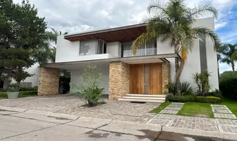 Foto de inmueble en Sin nombre de calle, Col. La Hacienda de León Residencial y Golf C.P. 37295, León