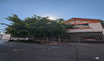 Foto de inmueble en CALZADA DE LOS RINCONES, Col. Las Plazas C.P. 36620, Irapuato