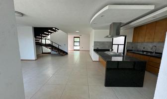Foto de inmueble en Casa Residencial en Venta en Mayorazgo Arboledas con 4 Recámaras, una de Ellas en P.b., Col. Palma Mallorca C.P. 38115, Celaya