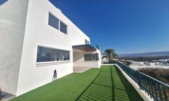 Foto de inmueble en Casa CON 3 Recámaras CON Baño Y Vestidor, Estudio Y Vistas Espectaculares, Col. Porta Fontana C.P. 37134, León