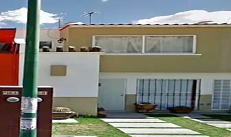 Foto de inmueble en QUINTA DE LOS FRESNOS #702, Col. Residencial Floresta C.P. 36595, Irapuato