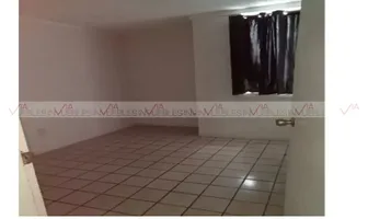 Foto de inmueble en Sin nombre de calle, Col. Santa Rosa de Lima C.P. 37210, León