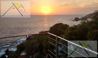 Foto de inmueble en Gran Casa con Vista al Mar. Se Renta por día o por Mes., Col. Balcones Al Mar C.P. 39430, Acapulco de Juárez