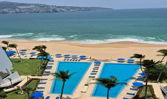 Foto de inmueble en Coastera Miguel Alemán #81, Col. Club Deportivo C.P. 39690, Acapulco de Juárez