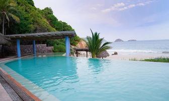 Foto de inmueble en Blv Playa Linda, Col. Ixtapa Zihuatanejo C.P. 40884, Zihuatanejo de Azueta