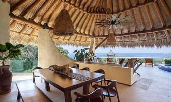 Foto de inmueble en p de las alondras, Col. Ixtapa C.P. 40884, Zihuatanejo de Azueta