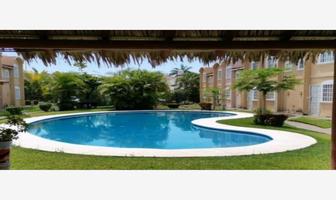 Foto de inmueble en Cerra de Esmeralda, Condominio #7, Casa 27. #27, Col. La Joya C.P. 40894, Zihuatanejo de Azueta