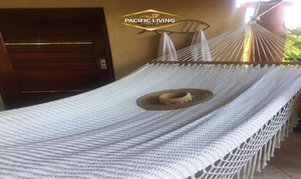 Foto de inmueble en ESCENICA LA ROPA, Col. La Moraleja C.P. 40880, Zihuatanejo de Azueta