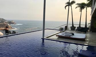 Foto de inmueble en Hermosa Casa con Fantástica Vista y Magnífico Diseño Arquitectónico  en Zona Emblemática de Acapulco, Col. Las Playas C.P. 39390, Acapulco de Juárez