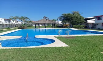 Foto de inmueble en joya #222, Col. Llano Largo C.P. 39906, Acapulco de Juárez