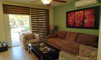 Foto de inmueble en Agua de correa, Col. Marina Ixtapa C.P. 40880, Zihuatanejo de Azueta