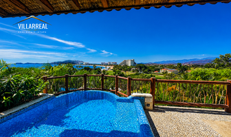 Foto de inmueble en BLVD PASEO IXTAPA, Col. Marina Ixtapa C.P. 40880, Zihuatanejo de Azueta