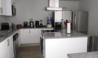 Foto de inmueble en Boulevard Ixtapa, Col. Marina Ixtapa C.P. 40880, Zihuatanejo de Azueta