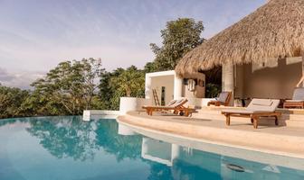 Foto de inmueble en CONTRAMAR, Col. Marina Ixtapa C.P. 40880, Zihuatanejo de Azueta