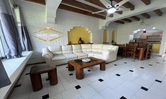 Foto de inmueble en Ixtapa, Col. Marina Ixtapa C.P. 40880, Zihuatanejo de Azueta