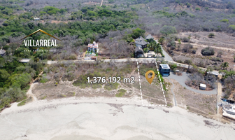 Foto de inmueble en TRONCONES, Col. Marina Ixtapa C.P. 40880, Zihuatanejo de Azueta