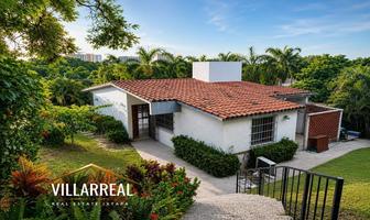 Foto de inmueble en Via las Garzas, Col. Marina Ixtapa C.P. 40880, Zihuatanejo de Azueta
