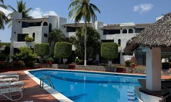 Foto de inmueble en marina ixtapa, Col. Marina Ixtapa C.P. 40880, Zihuatanejo de Azueta