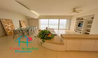 Foto de inmueble en Av. Costera de las Palmas #2274Int. T2 501, Col. Playa Diamante C.P. 39897, Acapulco de Juárez